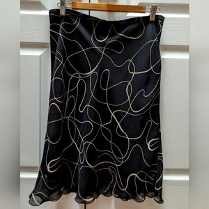 Tristan Skirt in navy blue with swirl pattern